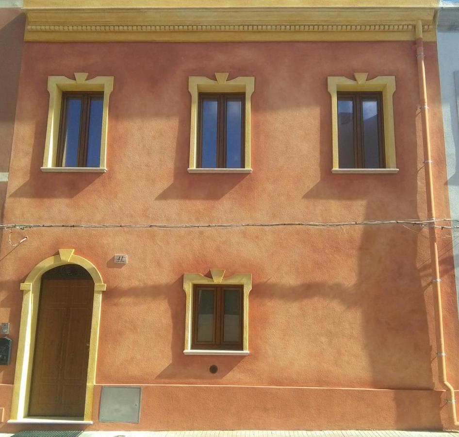 Affittacamere Vicino Al Porto Porto Torres Exterior foto